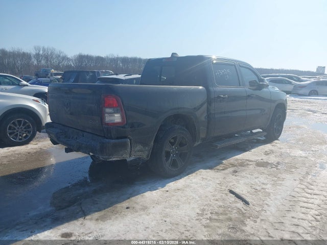 44319215 :رقم المزاد ، 1C6SRFFT3MN558122 vin ، 2021 Ram 1500 Big Horn  4x4 5'7 Box مزاد بيع