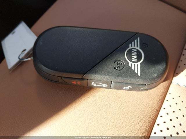 2025 MINI COUNTRYMAN WMZ23GA00S7T67756 Photo 10