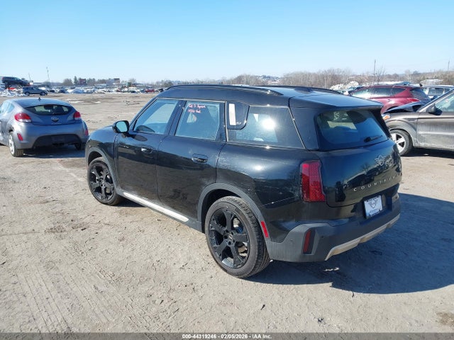 2025 MINI COUNTRYMAN WMZ23GA00S7T67756 Photo 2