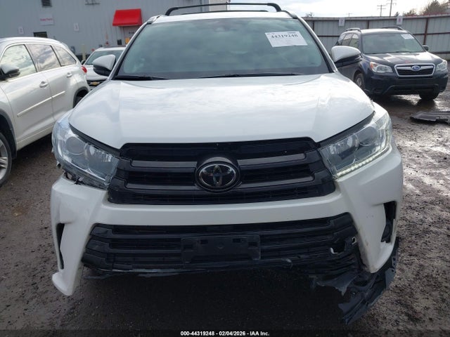 Toyota Highlander Se 2018 5TDJZRFH0JS493866 Image 12