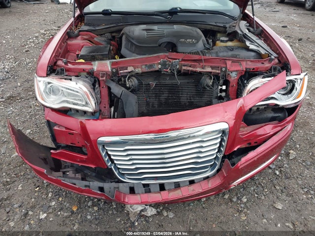 2013 Chrysler 300c მანქანა იყიდება აუქციონზე, vin: 2C3CCAEG1DH644130, აუქციონის ნომერი: 44319249