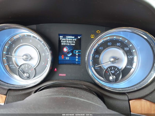 2013 Chrysler 300c მანქანა იყიდება აუქციონზე, vin: 2C3CCAEG1DH644130, აუქციონის ნომერი: 44319249