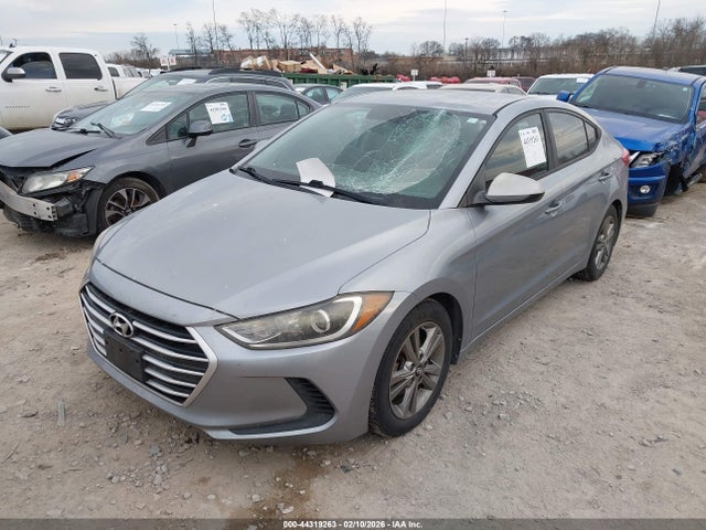 5NPD84LFXHH105984 Hyundai ELANTRA SE