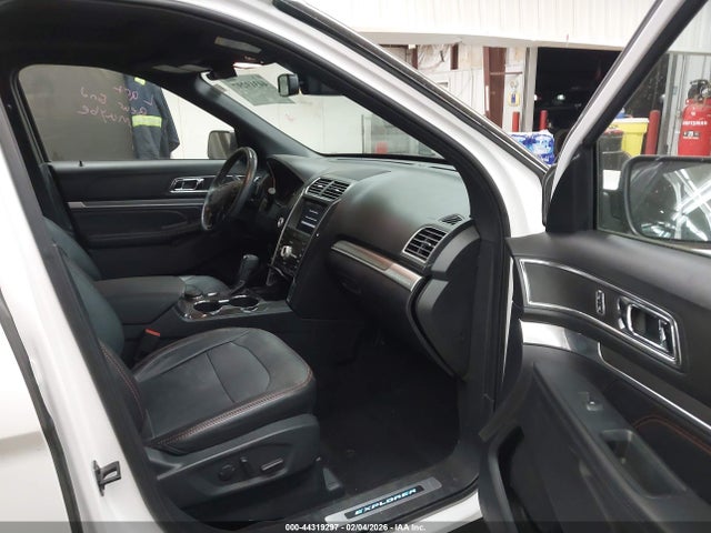 1FM5K8GT5KGA90184 Ford EXPLORER SPORT