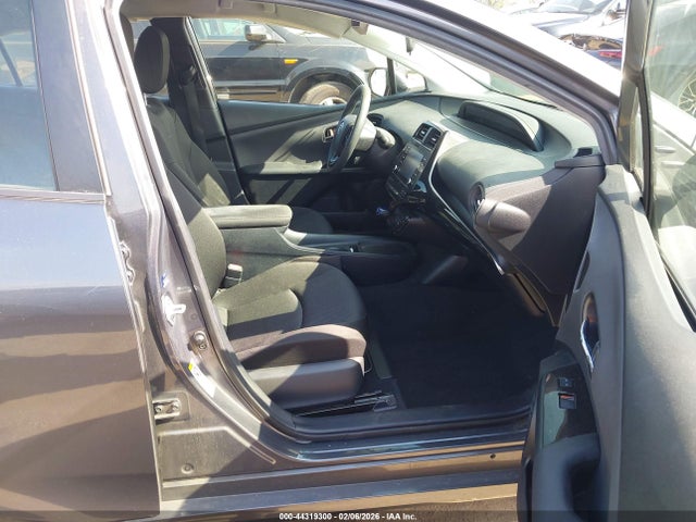 JTDKARFU5L3113269 Toyota Prius L Eco