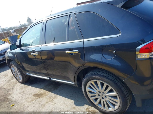 2LMDJ6JK7EBL19452 Lincoln MKX