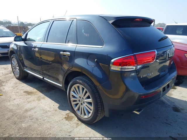 Lincoln MKX 2014 2LMDJ6JK7EBL19452 Image 3
