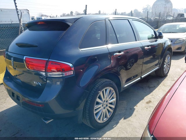 2LMDJ6JK7EBL19452 Lincoln MKX