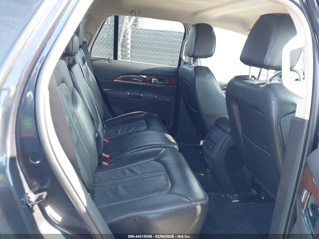 2LMDJ6JK7EBL19452 Lincoln MKX