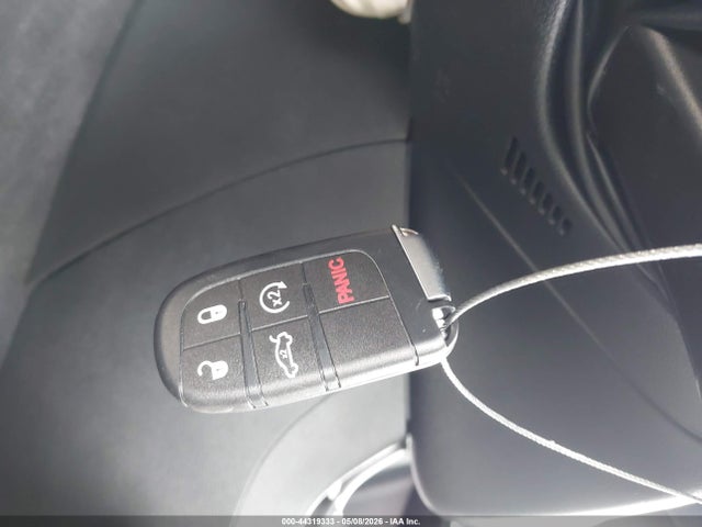 44319333 :رقم المزاد ، 1C4PJMMB5PD115551 vin ، 2023 Jeep Cherokee Altitude Lux 4x4 مزاد بيع