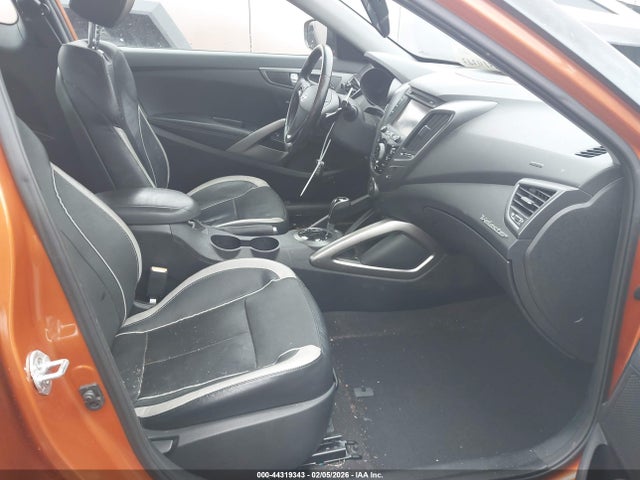 44319343 :رقم المزاد ، KMHTC6AE9FU238055 vin ، 2015 Hyundai Veloster Turbo مزاد بيع
