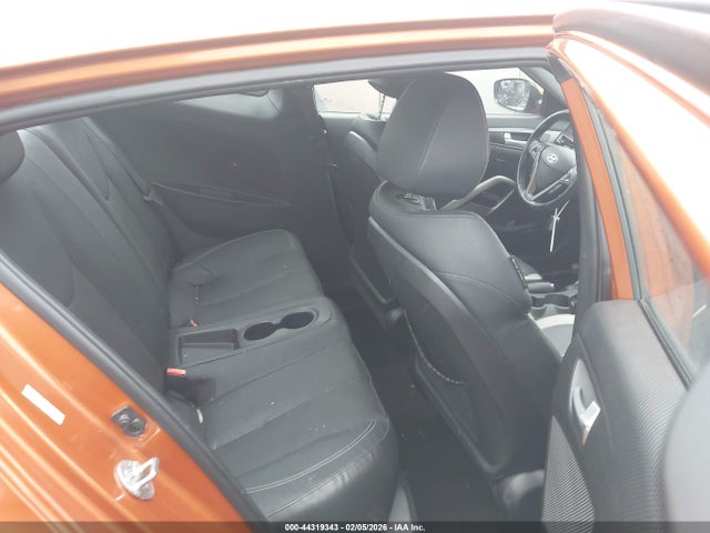 44319343 :رقم المزاد ، KMHTC6AE9FU238055 vin ، 2015 Hyundai Veloster Turbo مزاد بيع