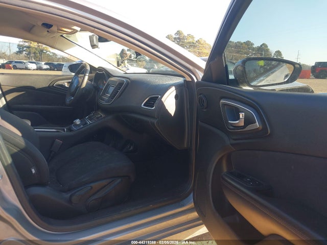 Aukcja sprzedaży 2015 Chrysler 200 Limited, vin: 1C3CCCAB4FN537914, numer aukcji: 44319388