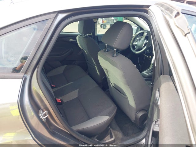 Ford FOCUS SE 2014 1FADP3F23EL363637 Image 8