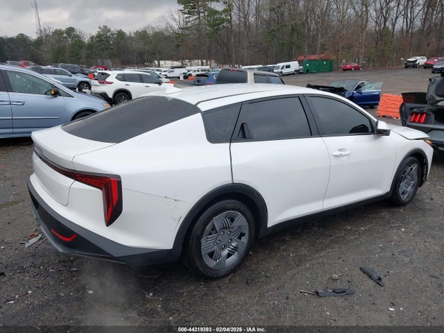 Продажа на аукционе авто 2025 Kia K4 Lx, vin: 3KPFT4DE3SE172130, номер лота: 44319393