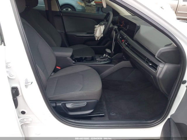 Продажа на аукционе авто 2025 Kia K4 Lx, vin: 3KPFT4DE3SE172130, номер лота: 44319393