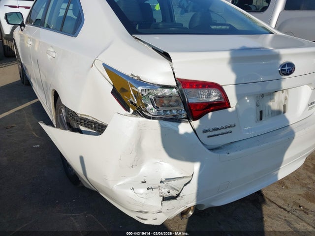 4S3BNAN68G3028411 Subaru Legacy 2.5i Limited
