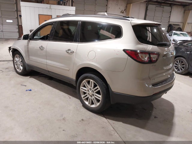 2014 CHEVROLET TRAVERSE 1GNKVGKD5EJ240706 Photo 2