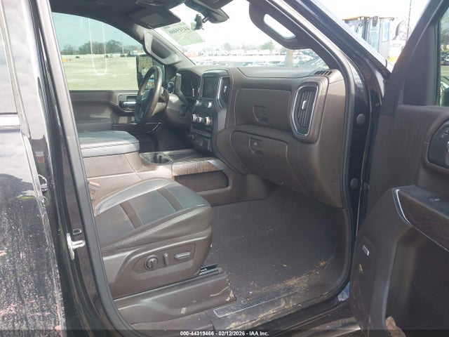 44319466 :رقم المزاد ، 1GT49WEY9PF135123 vin ، 2023 Gmc Sierra 3500hd 4wd  Standard Bed Denali مزاد بيع