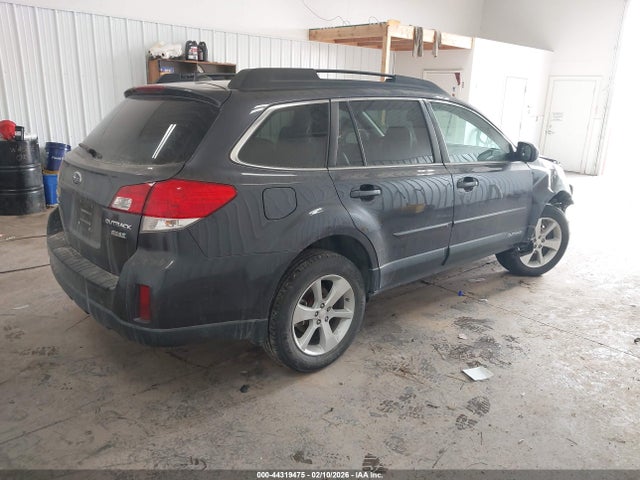 44319475 :رقم المزاد ، 4S4BRBKC5D3245541 vin ، 2013 Subaru Outback 2.5i Limited مزاد بيع