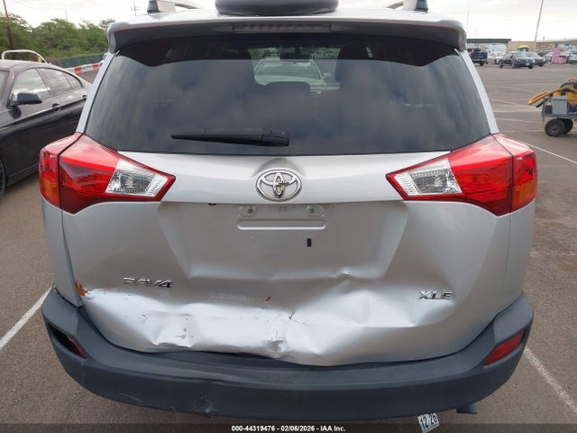 Toyota Rav4 Xle 2015 JTMWFREV9FJ025029 Image 6