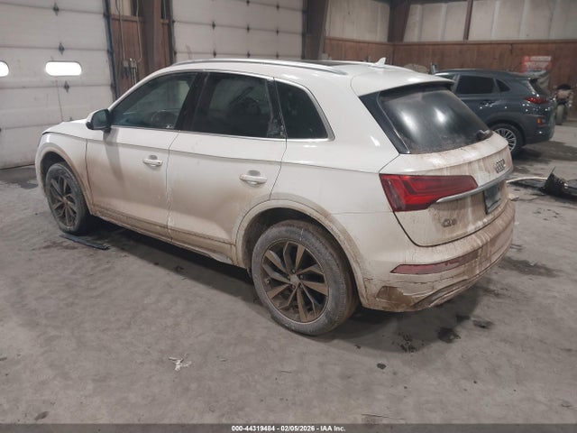 2021 AUDI Q5 WA1BAAFY1M2115722 Photo 2