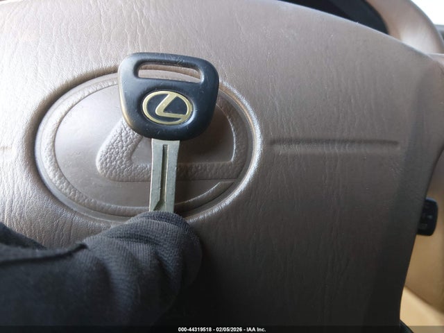 1996 LEXUS LS JT8BH22FXT0047473 Photo 10