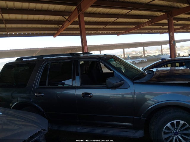 1FMJU1HT4HEA49614 Ford Expedition Xlt