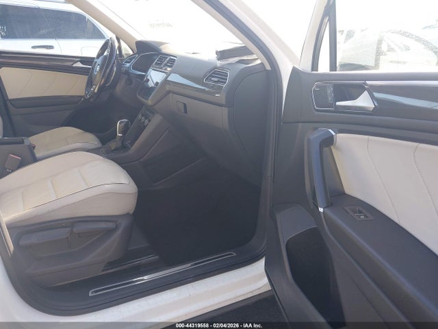 Aukcja sprzedaży 2018 Volkswagen Tiguan 2.0t Sel Premium, vin: 3VV5B7AX9JM004309, numer aukcji: 44319558