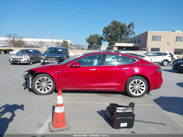 Tesla Model S 100d/60d/75d/90d/p100d 2017 5YJSA1E25HF213481 Image 15
