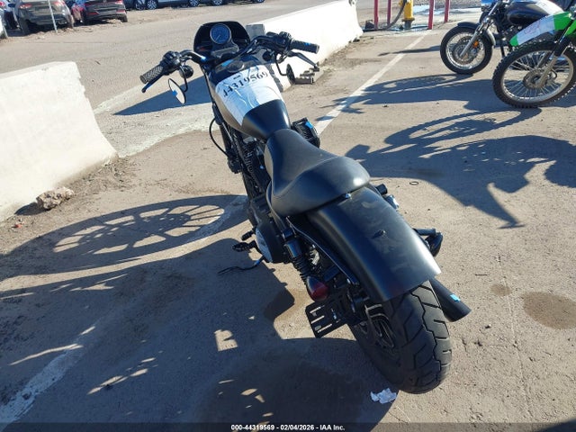 2012 HARLEY-DAVIDSON XL883 1HD4LE215CC450885 Photo 2