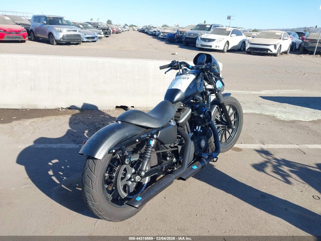 2012 HARLEY-DAVIDSON XL883 1HD4LE215CC450885 Photo 3