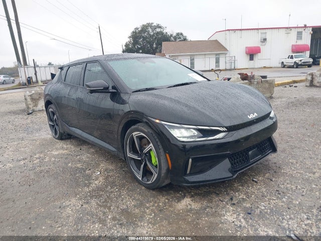 2023 KIA EV6 KNDC5DLE5P5122833