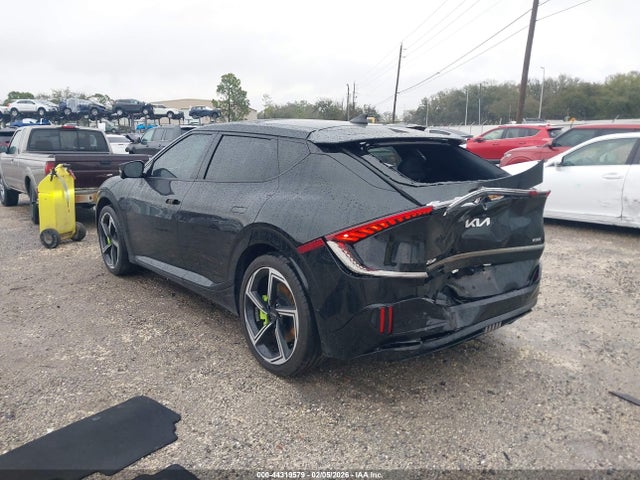 2023 KIA EV6 KNDC5DLE5P5122833 Photo 2