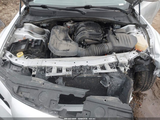2023 Chrysler 300 Touring L მანქანა იყიდება აუქციონზე, vin: 2C3CCADG1PH542056, აუქციონის ნომერი: 44319599