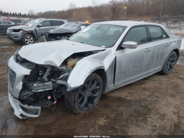 2023 Chrysler 300 Touring L მანქანა იყიდება აუქციონზე, vin: 2C3CCADG1PH542056, აუქციონის ნომერი: 44319599