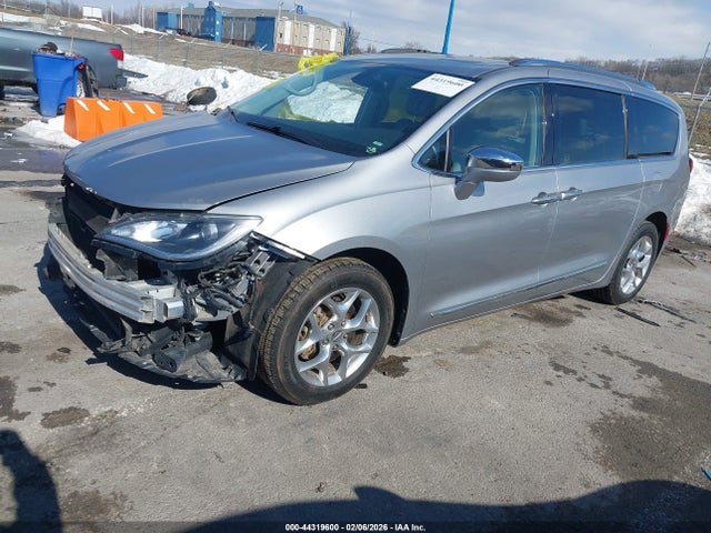 Aukcja sprzedaży 2018 Chrysler Pacifica Limited, vin: 2C4RC1GG0JR143075, numer aukcji: 44319600