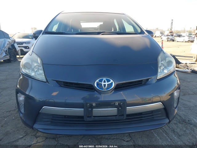 Toyota PRIUS PLUG-IN 2014 JTDKN3DP3E3063358 Image 13