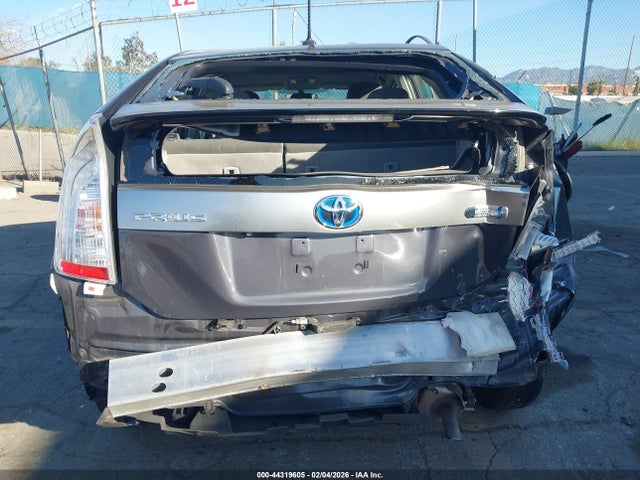 Toyota PRIUS PLUG-IN 2014 JTDKN3DP3E3063358 Image 17