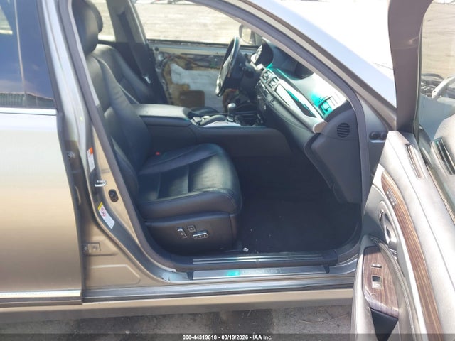44319618 :رقم المزاد ، JTHCL5EFXH5028383 vin ، 2017 Lexus Ls 460 مزاد بيع