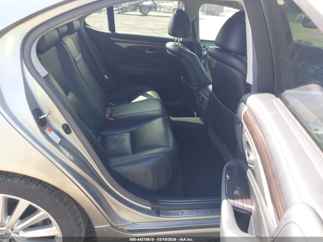 44319618 :رقم المزاد ، JTHCL5EFXH5028383 vin ، 2017 Lexus Ls 460 مزاد بيع