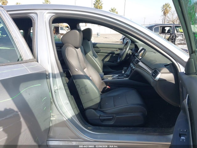 1HGCV1F37LA107617 Honda Accord Sport