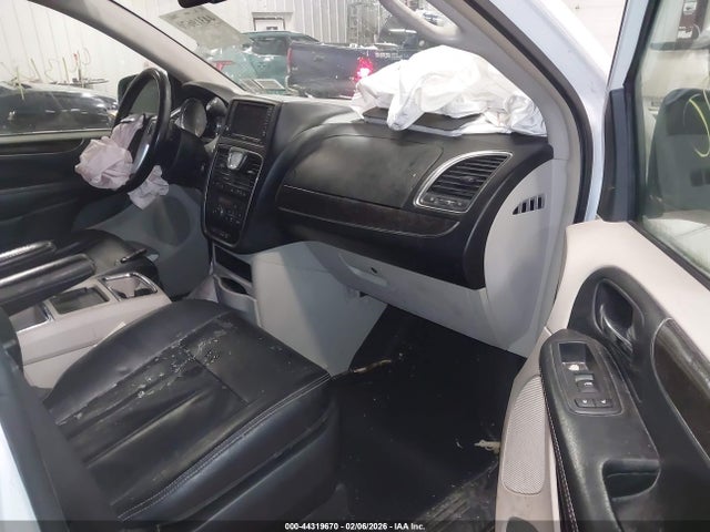 44319670 :رقم المزاد ، 2C4RC1BG5GR175228 vin ، 2016 Chrysler Town & Country Touring مزاد بيع