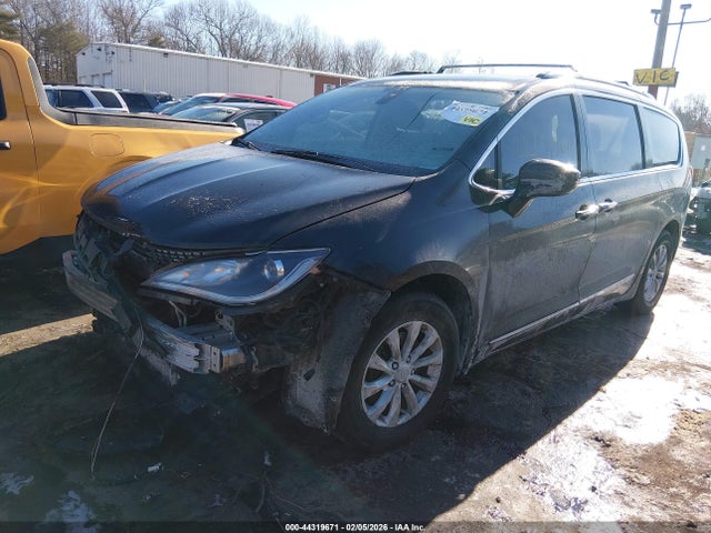 Aukcja sprzedaży 2019 Chrysler Pacifica Touring L, vin: 2C4RC1BG1KR576963, numer aukcji: 44319671
