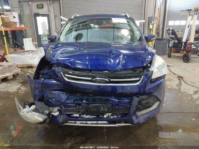 1FMCU9J93GUB13510 Ford Escape Titanium