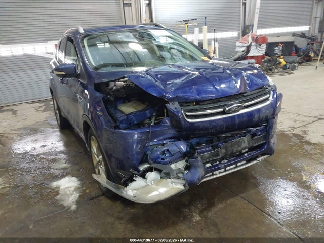 1FMCU9J93GUB13510 Ford Escape Titanium