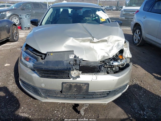 Продаж на аукціоні авто 2014 Volkswagen Jetta 2.0l S, vin: 3VW2K7AJ3EM316545, номер лоту: 44319704