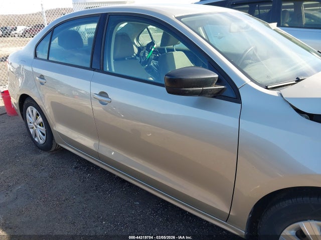 Продаж на аукціоні авто 2014 Volkswagen Jetta 2.0l S, vin: 3VW2K7AJ3EM316545, номер лоту: 44319704