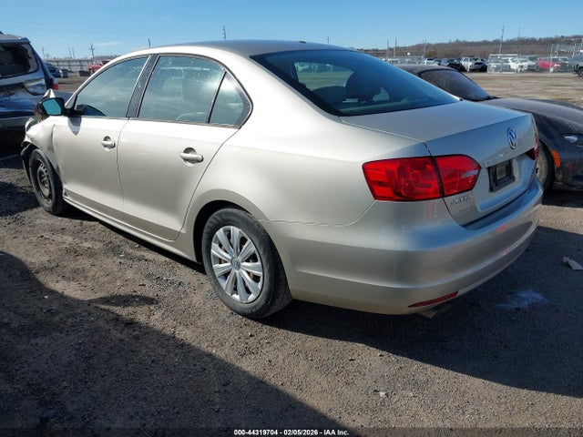 Продаж на аукціоні авто 2014 Volkswagen Jetta 2.0l S, vin: 3VW2K7AJ3EM316545, номер лоту: 44319704