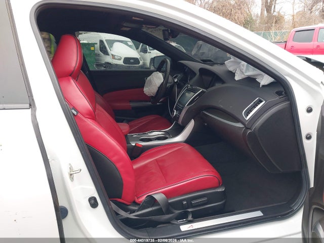 Продаж на аукціоні авто 2020 Acura Tlx A-spec/a-spec W/red Leather, vin: 19UUB2F67LA003285, номер лоту: 44319735